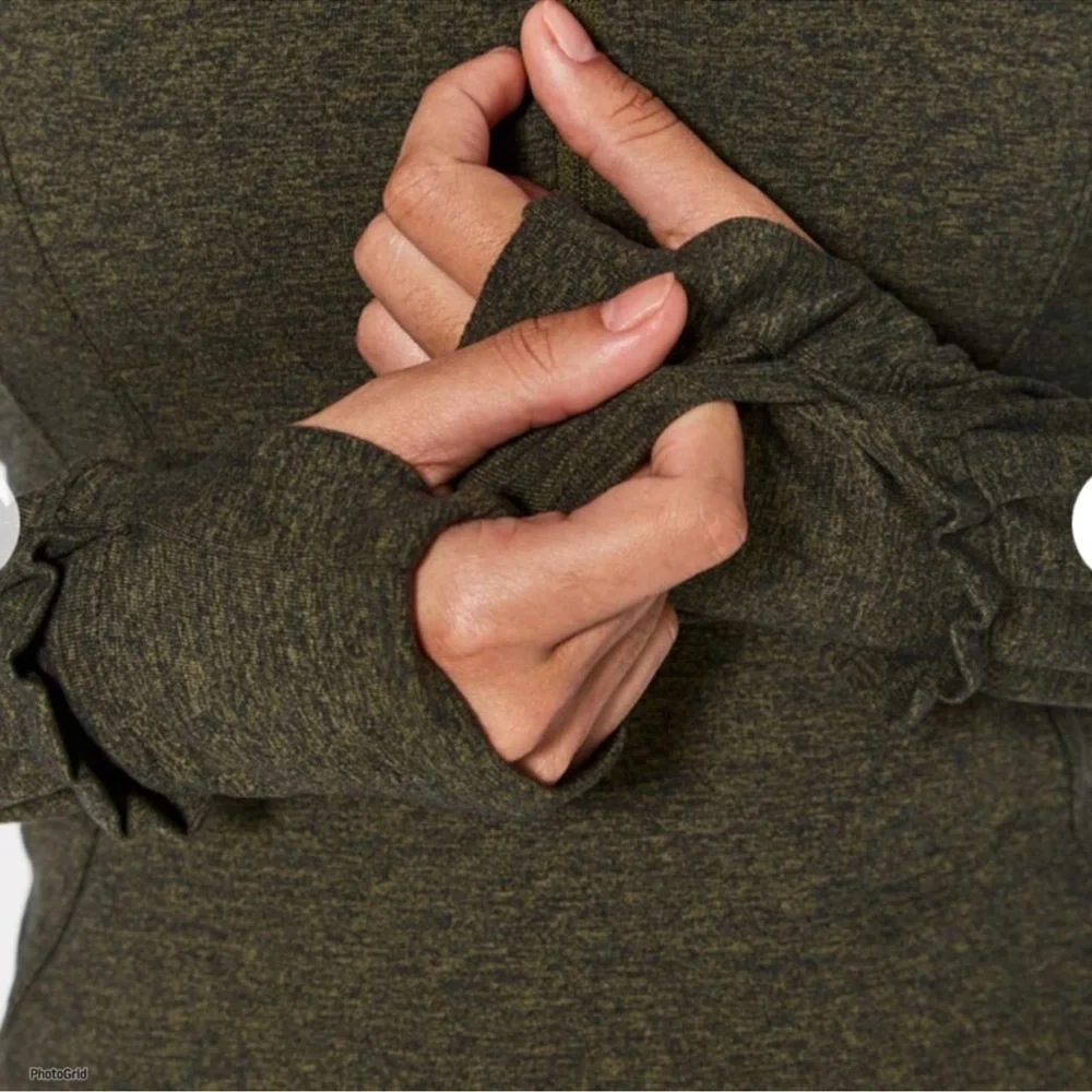 Lululemon Extra Mile 1/2 Zip *Reflective OH.
